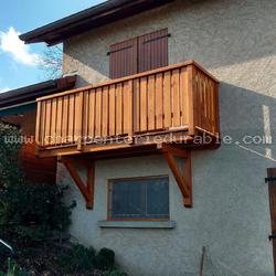 Balcon en pin